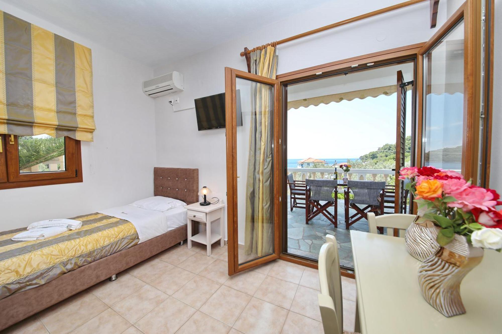 Niki Apartments Panormos  Екстериор снимка